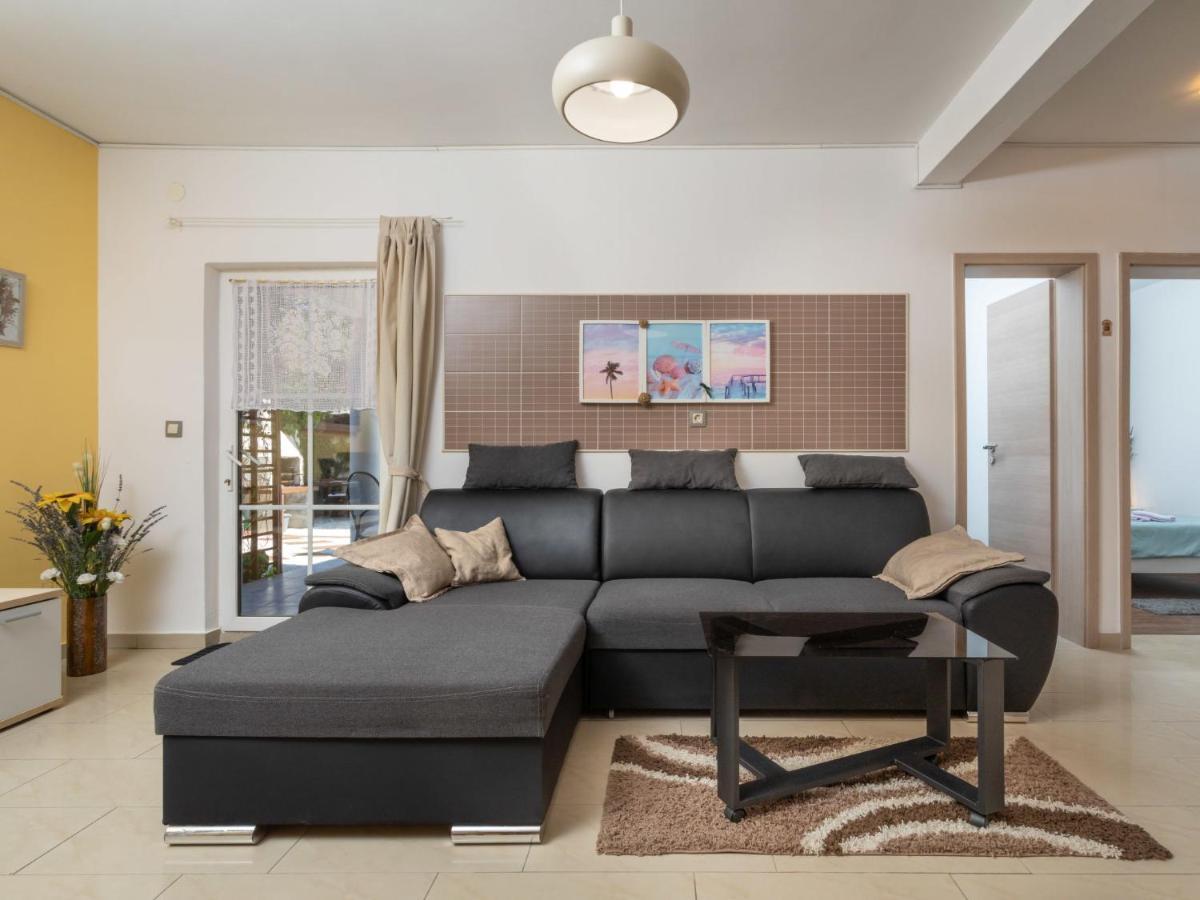 Holiday Home Mikac - Mlk136 By Interhome Dobrinj Exteriör bild