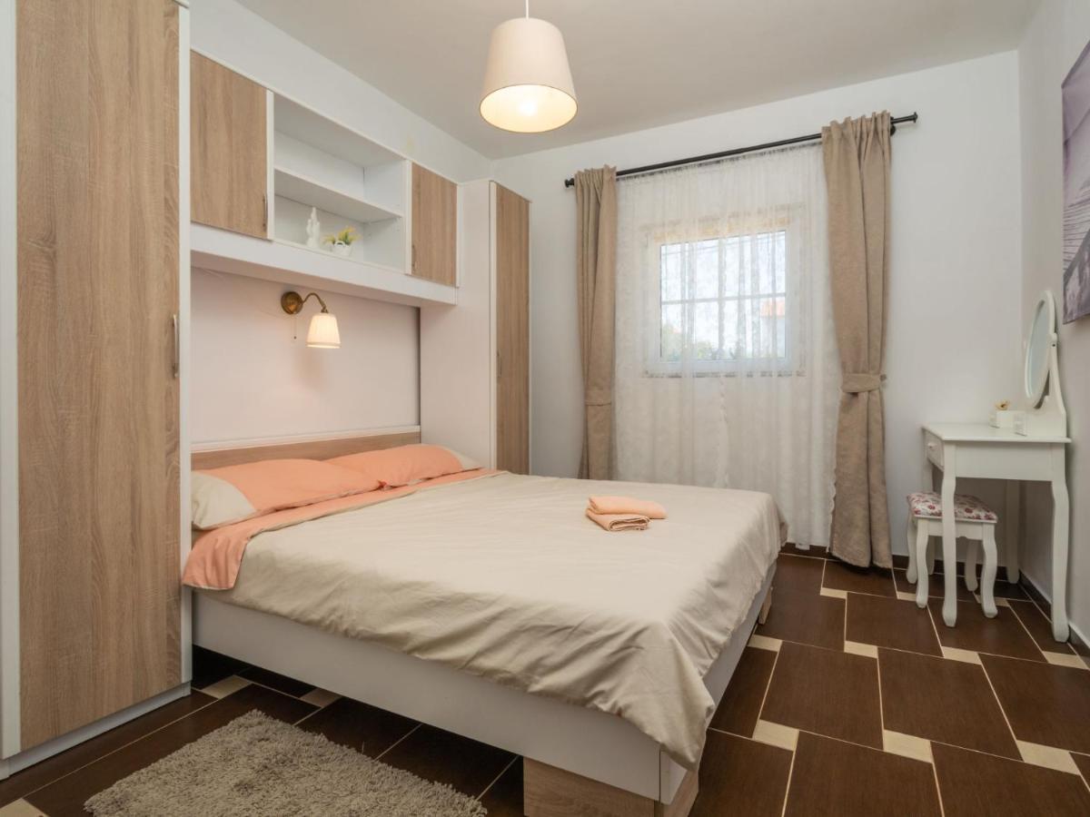 Holiday Home Mikac - Mlk136 By Interhome Dobrinj Exteriör bild